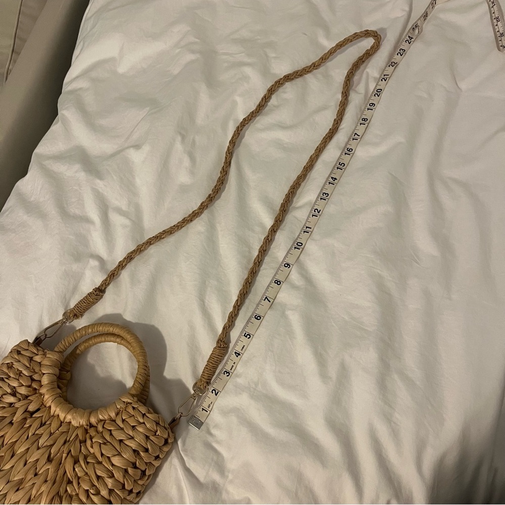 Abercrombie Wicker Basket Crossbody Bag - Picture 8 of 9